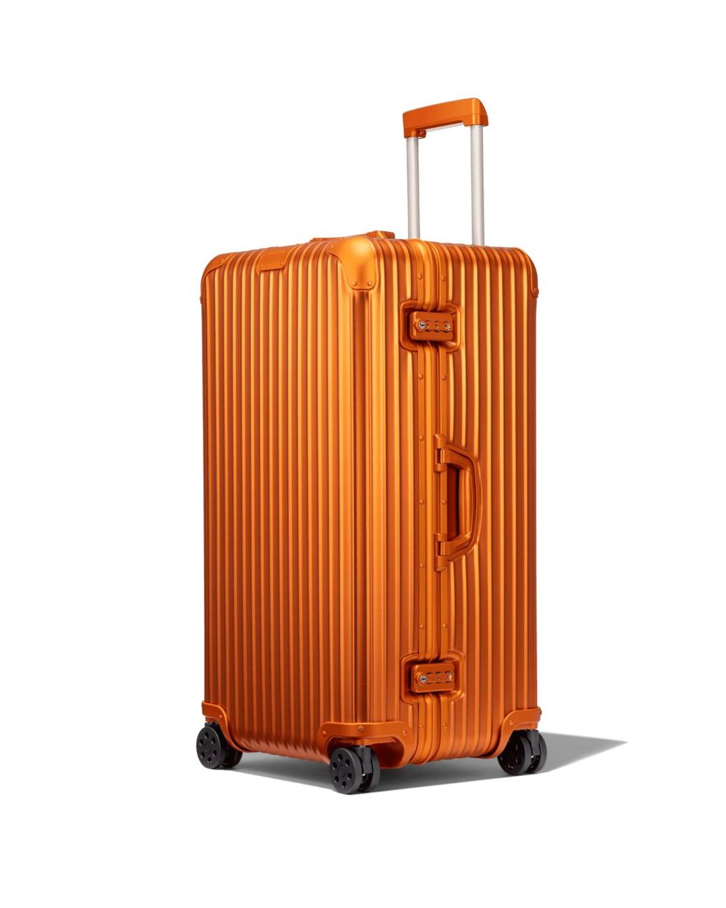 rimowa--Trunk-Plus.jpeg