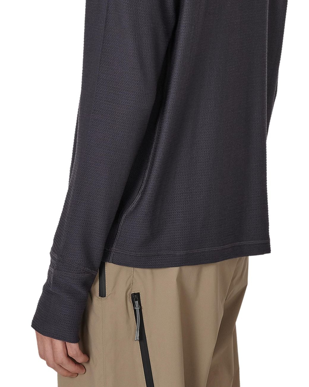 Roa Black Ashi Wool Tencel Baselayer Long Sleeve Tops for men