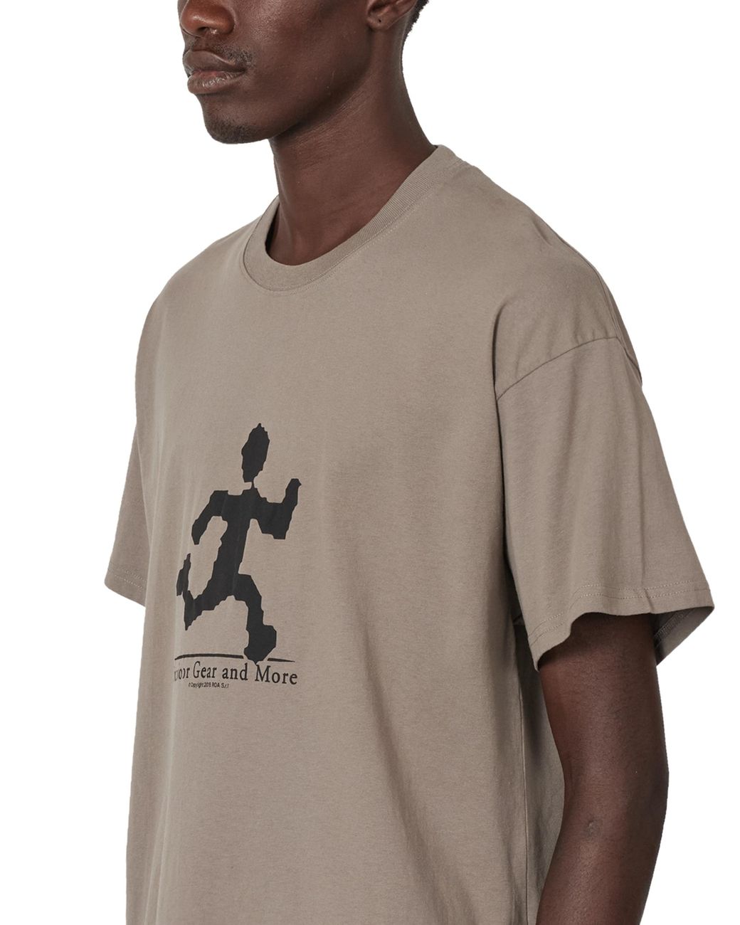 Roa Brown Gear Shadow T-Shirt Tops