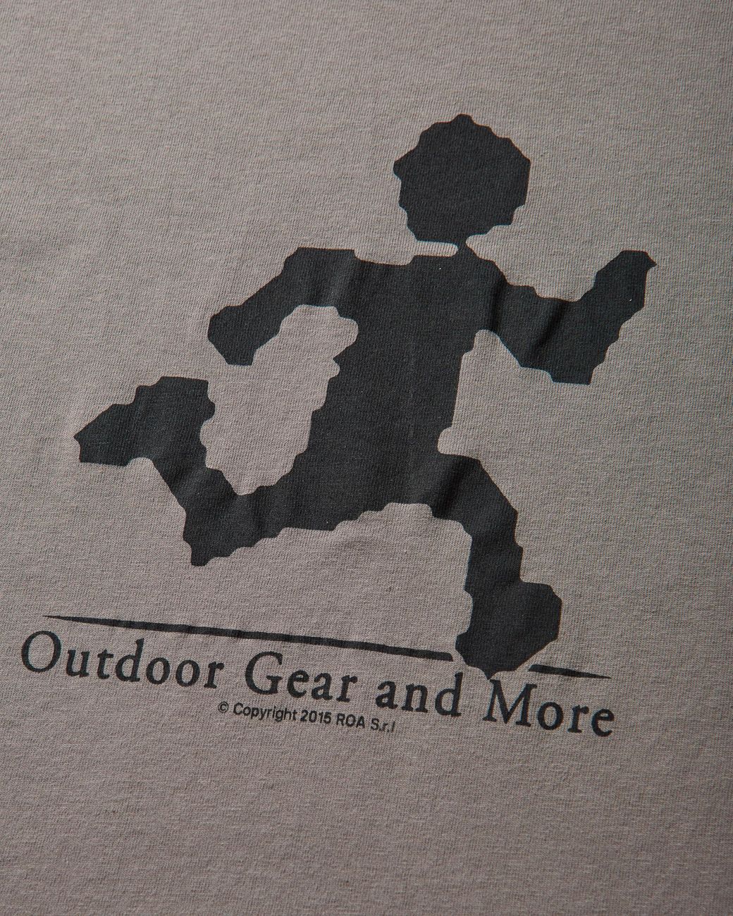 Roa Brown Gear Shadow T-Shirt Tops