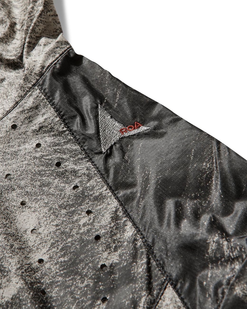 Roa Black Hue Packable Wind Jacket Jackets