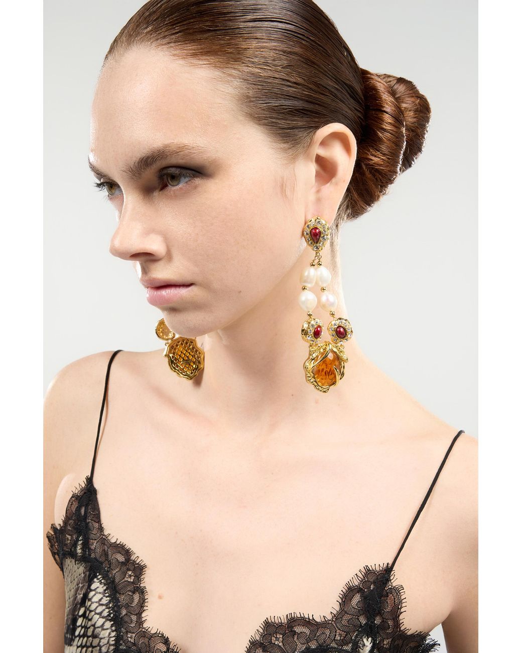 Roberto Cavalli Natural Golden Earrings With Pearls And Topaz-Effect Stones