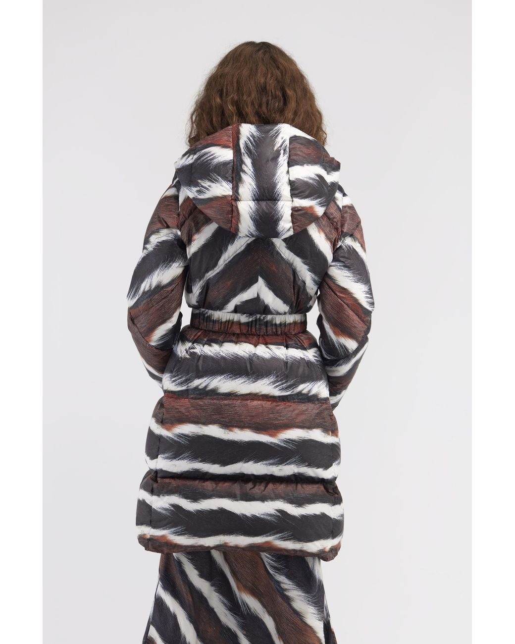 Roberto Cavalli White Animalier Print Puffer Jacket With Belt