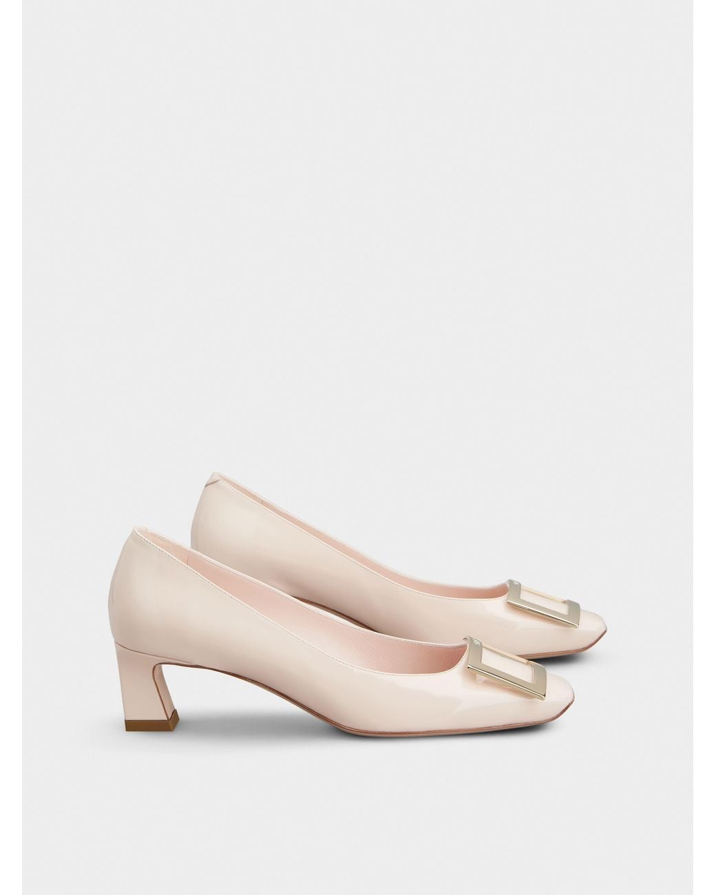 Roger Vivier Natural Trompette Pumps