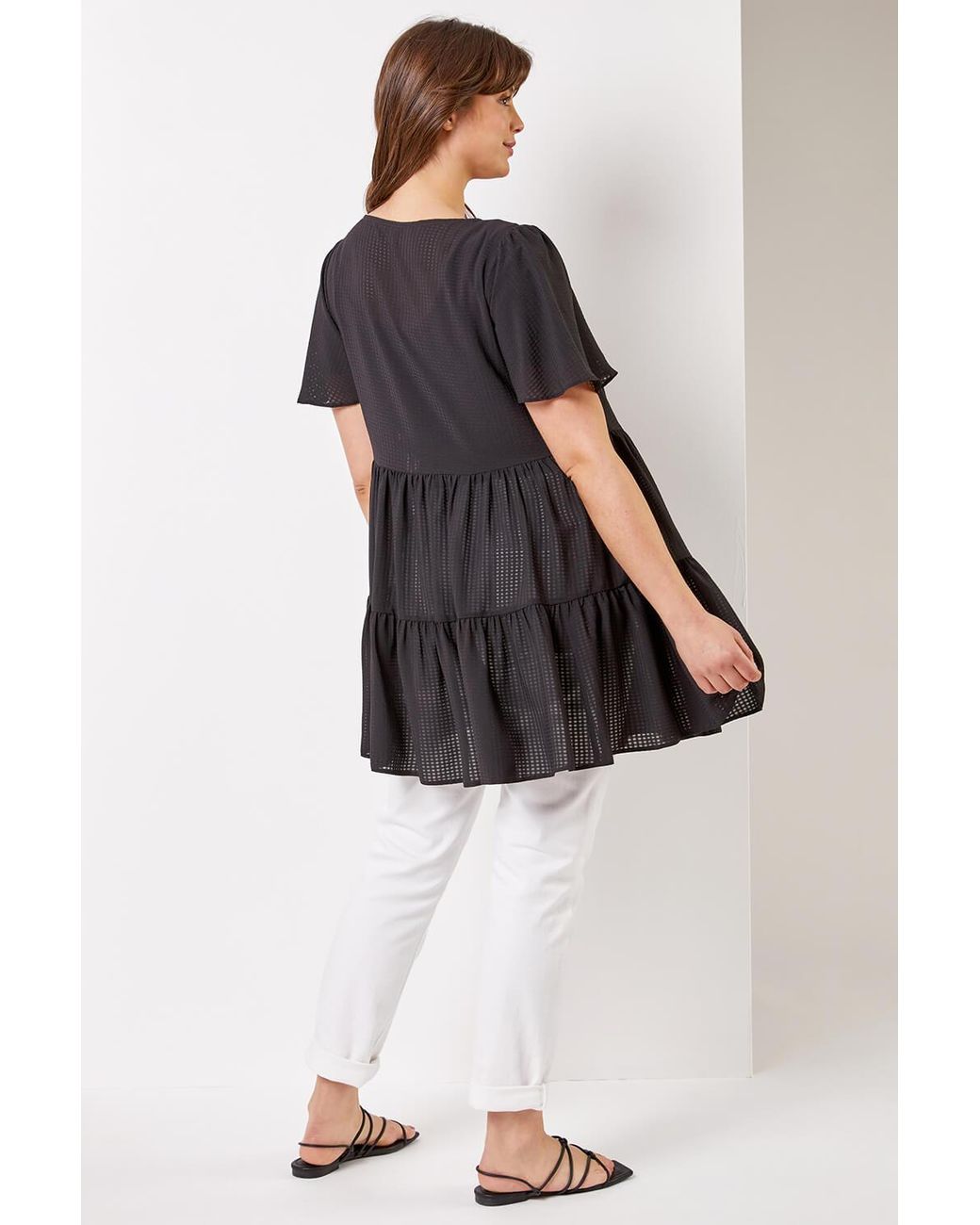Roman Curve Black Check Texture Tiered Tunic Top