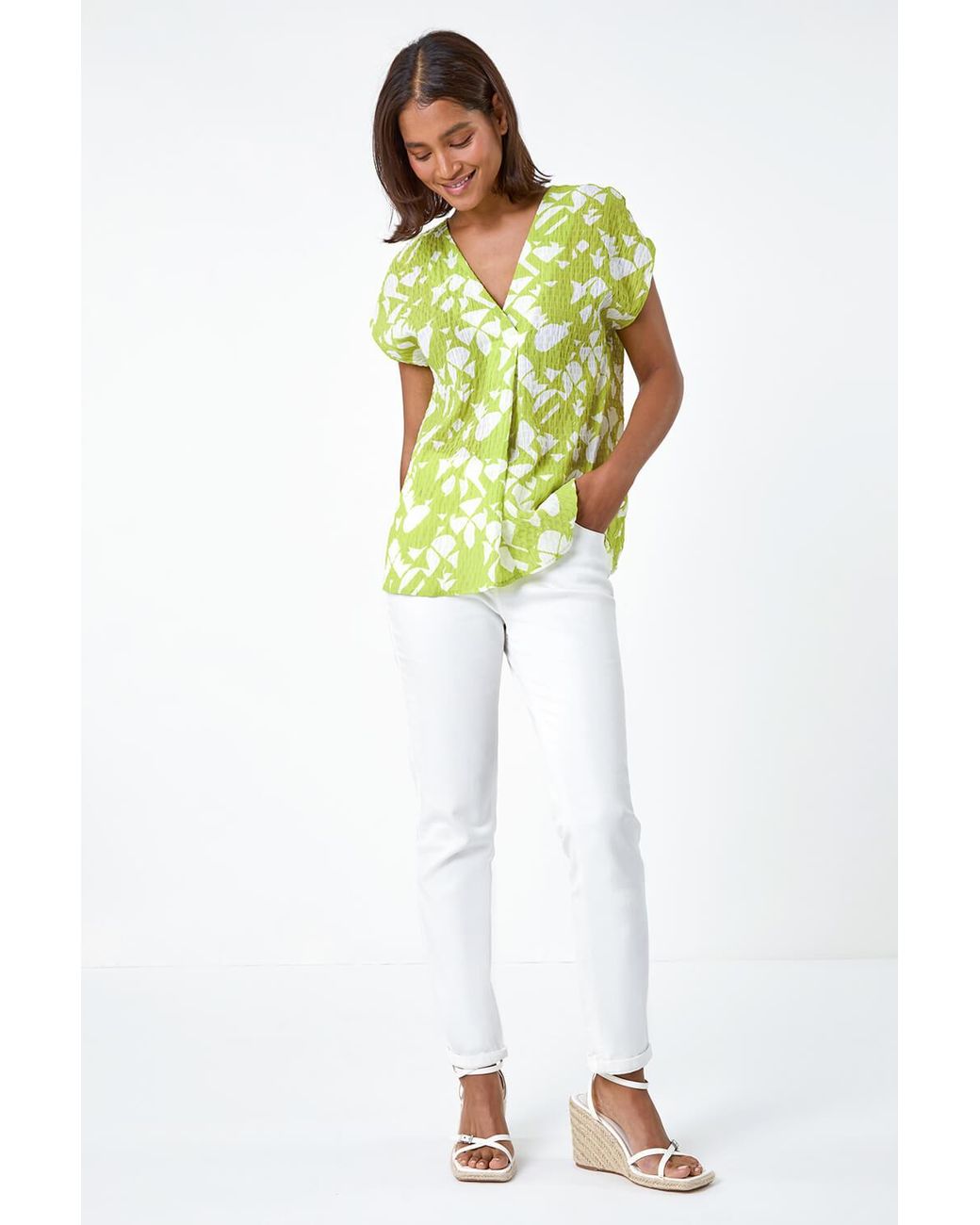 Roman Green Geometric Crinkle Textured V-Neck Top