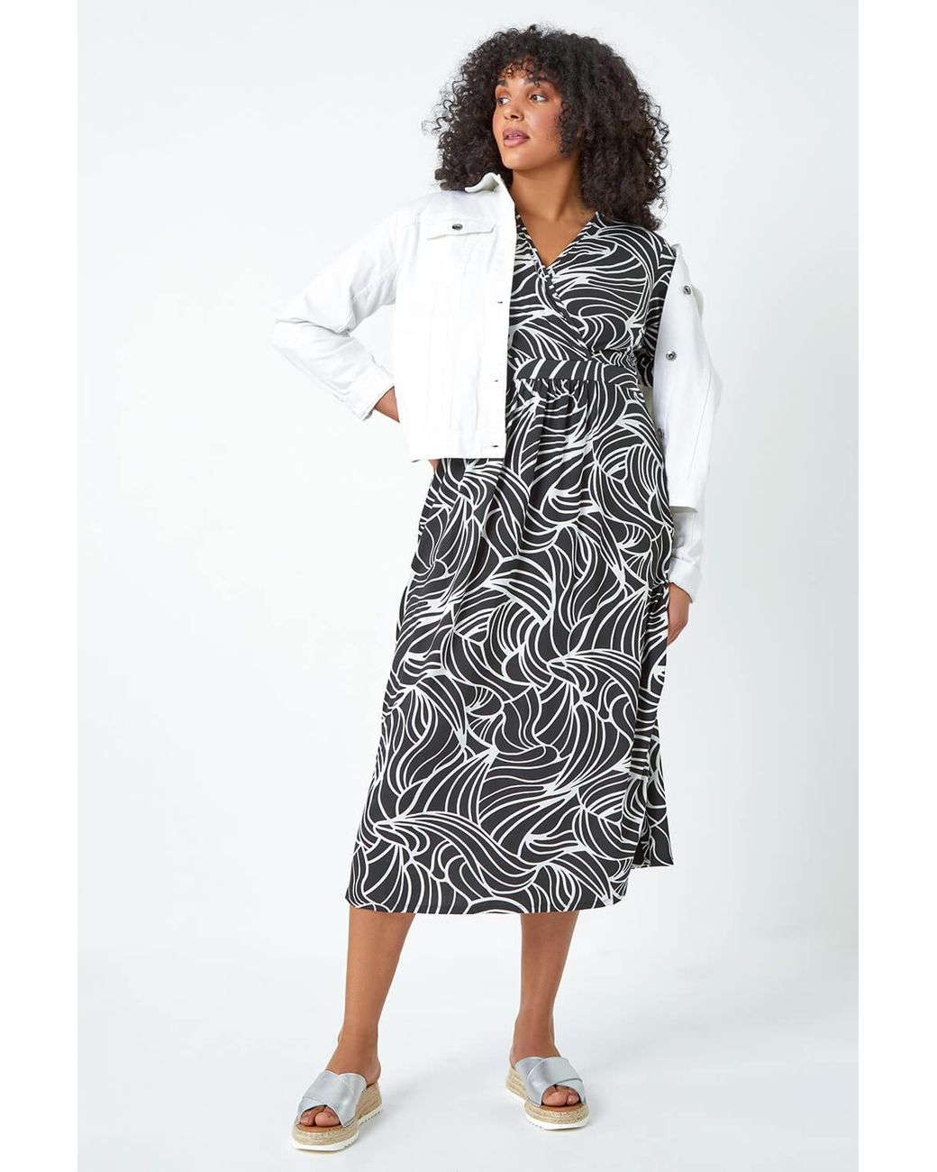 Roman Curve Gray Linear Print Midi Wrap Dress