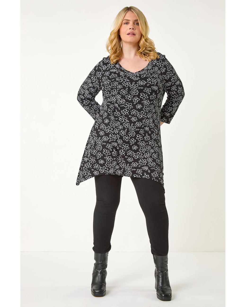 Roman Curve Black Floral Print V-Neck Tunic