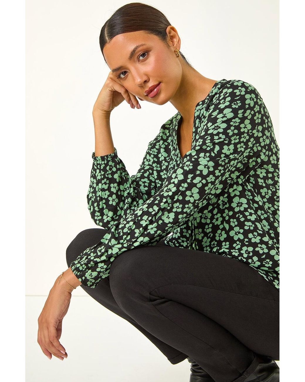 Roman Green Floral Pintuck Button Top