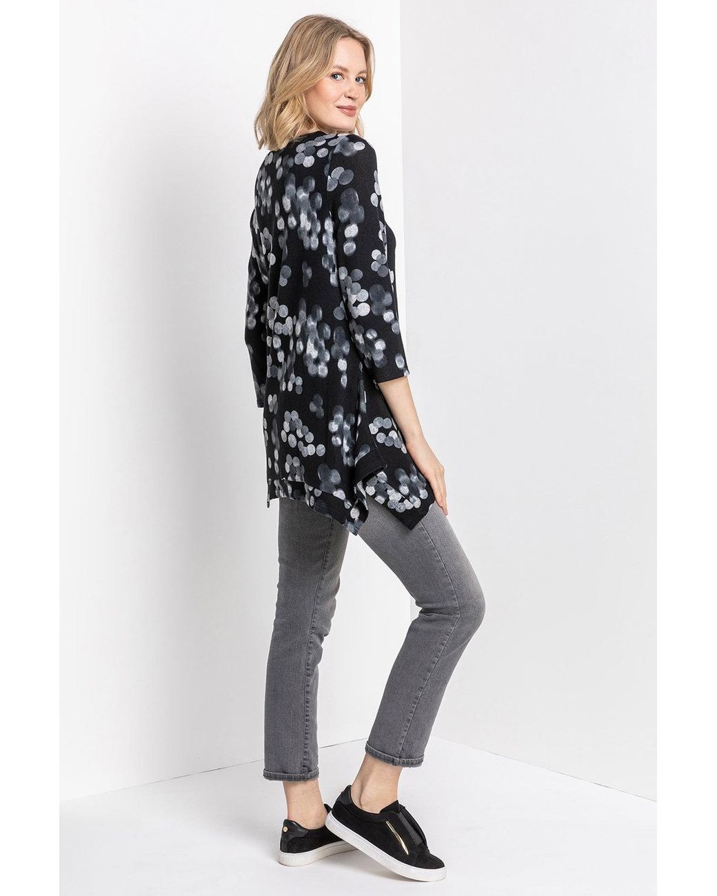 Roman Black Abstract Spot Hanky Hem Top