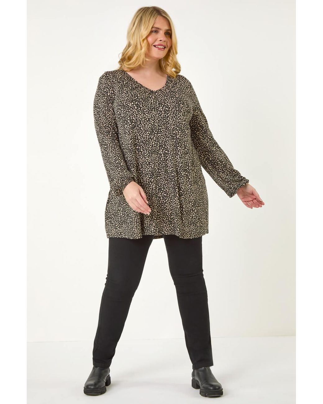 Roman Curve Black Abstract Print V-Neck Tunic