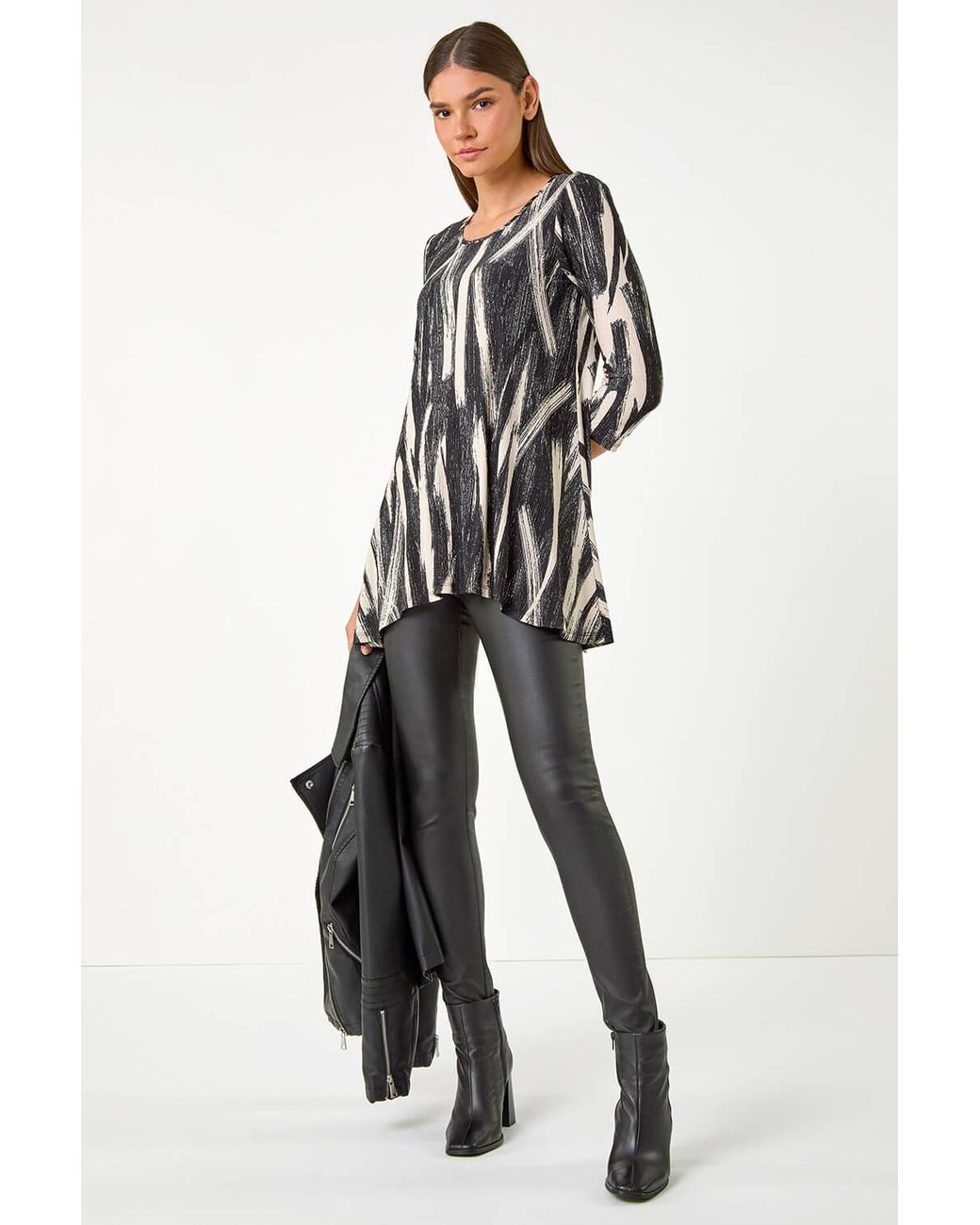 Roman Black Brush Print Hanky Hem Stretch Tunic Top