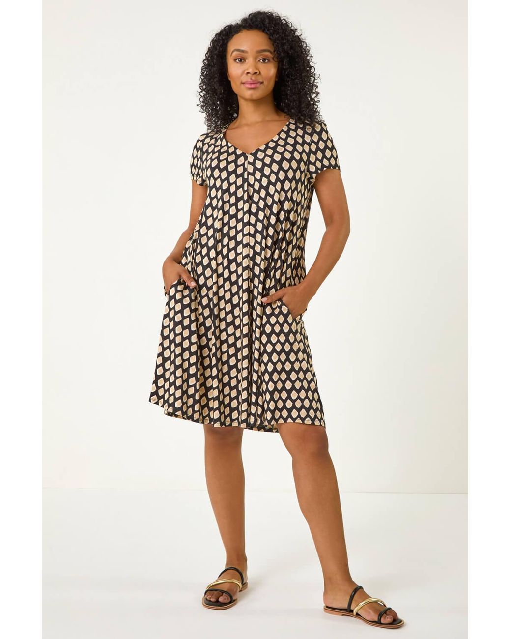Roman Petite Black Print V-Neck Swing Pocket Dress