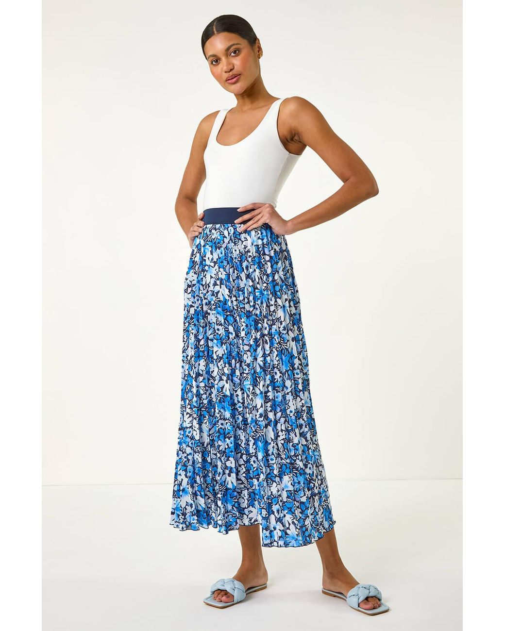Roman Blue Floral Pleated Skirt