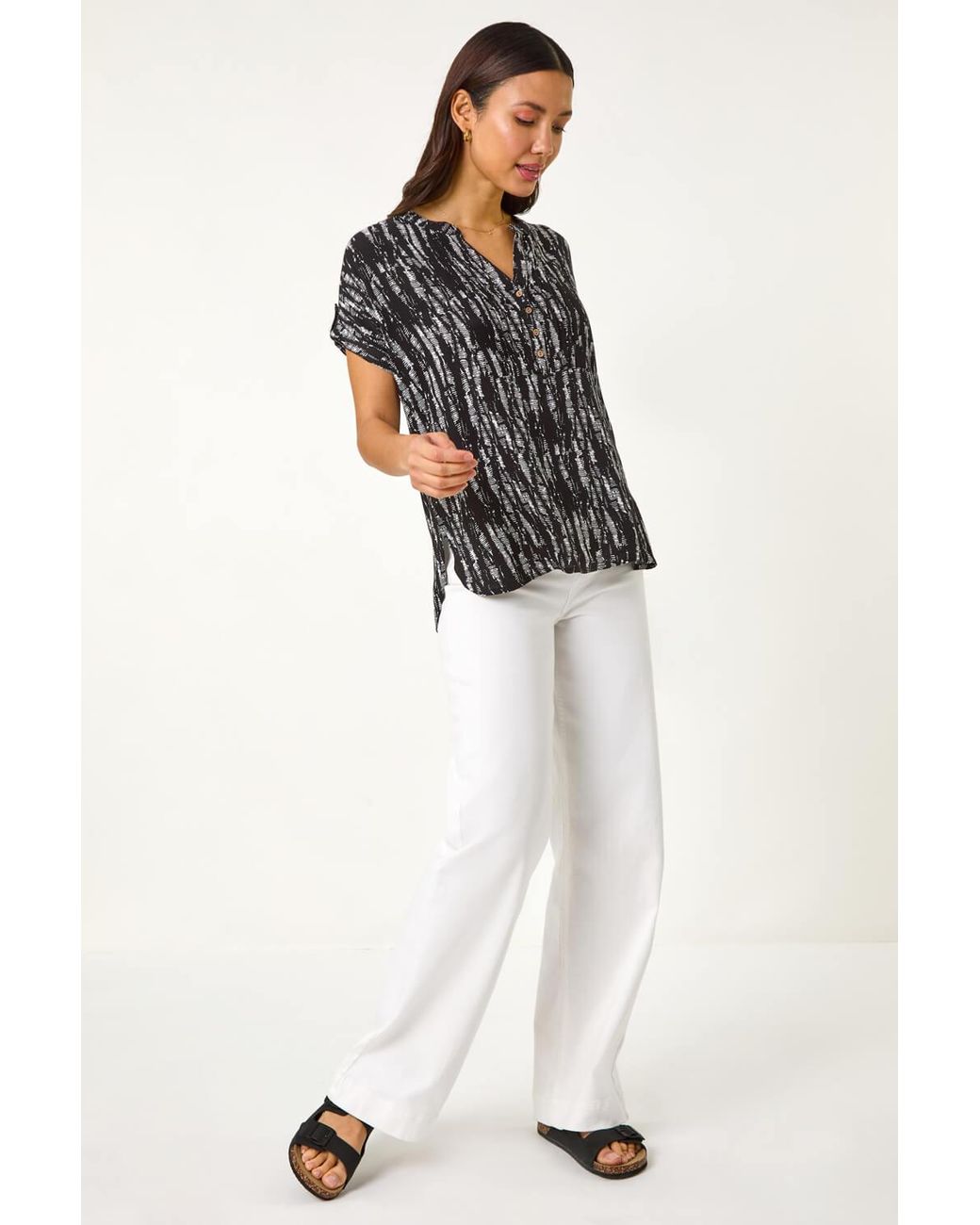 Roman Black Abstract Print V-Neck Button Top