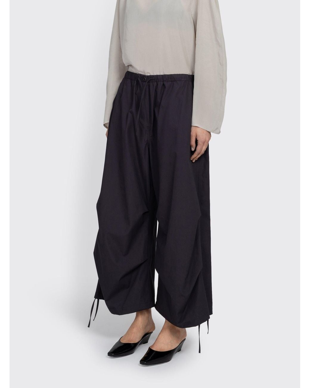 Amomento Blue Drawstring Capri Pants