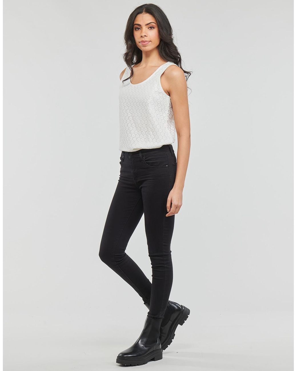Moony Mood Iguohiavine Women's Vest Top In White