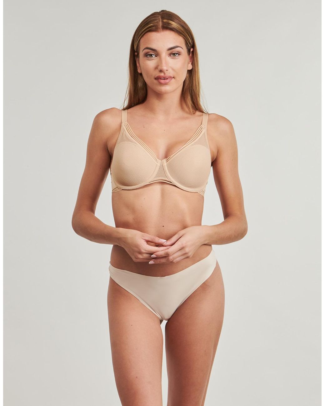 Triumph Natural Minimiser Bras Infinite Sensation W01