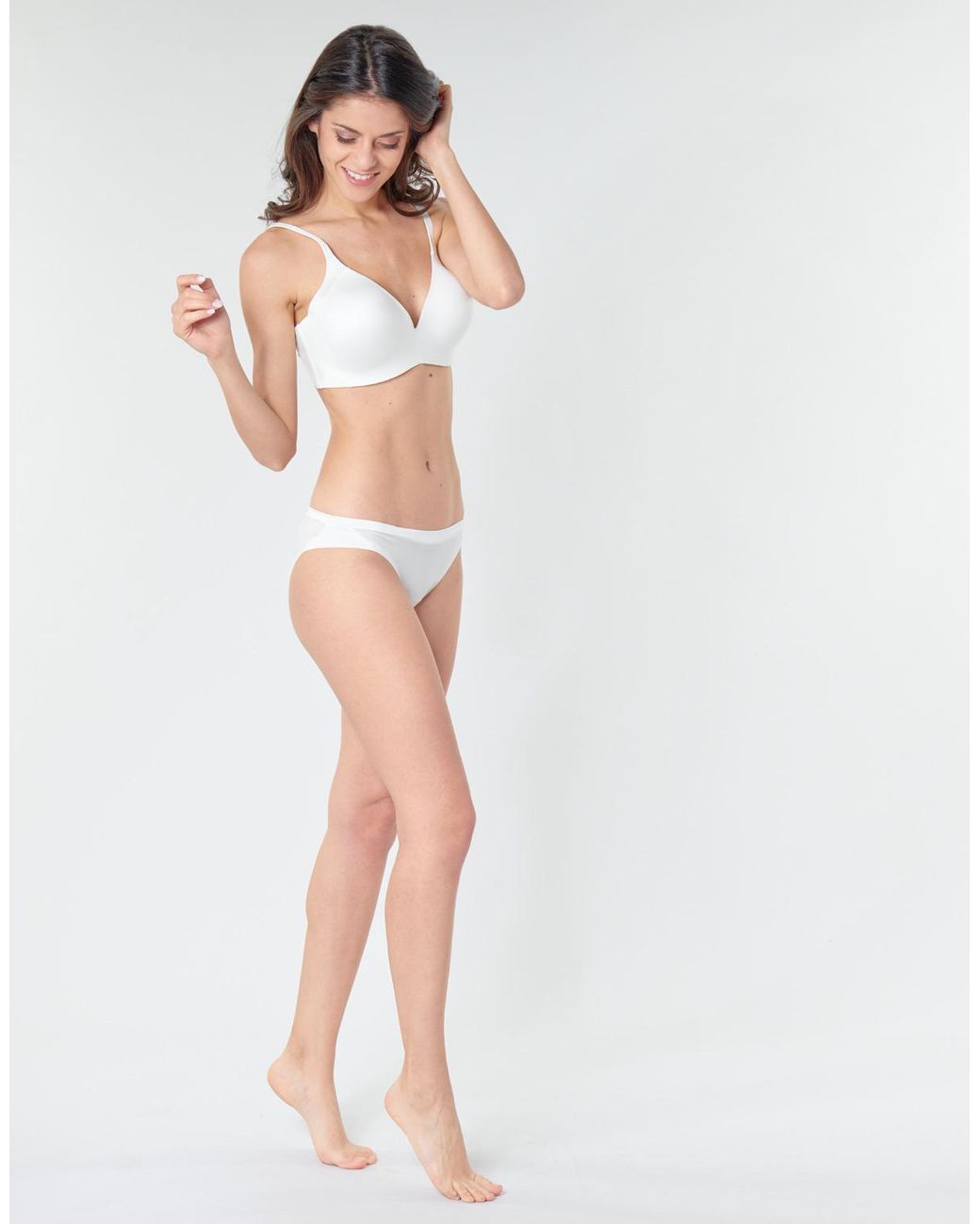 Triumph White Body Make Up Underwire Bras