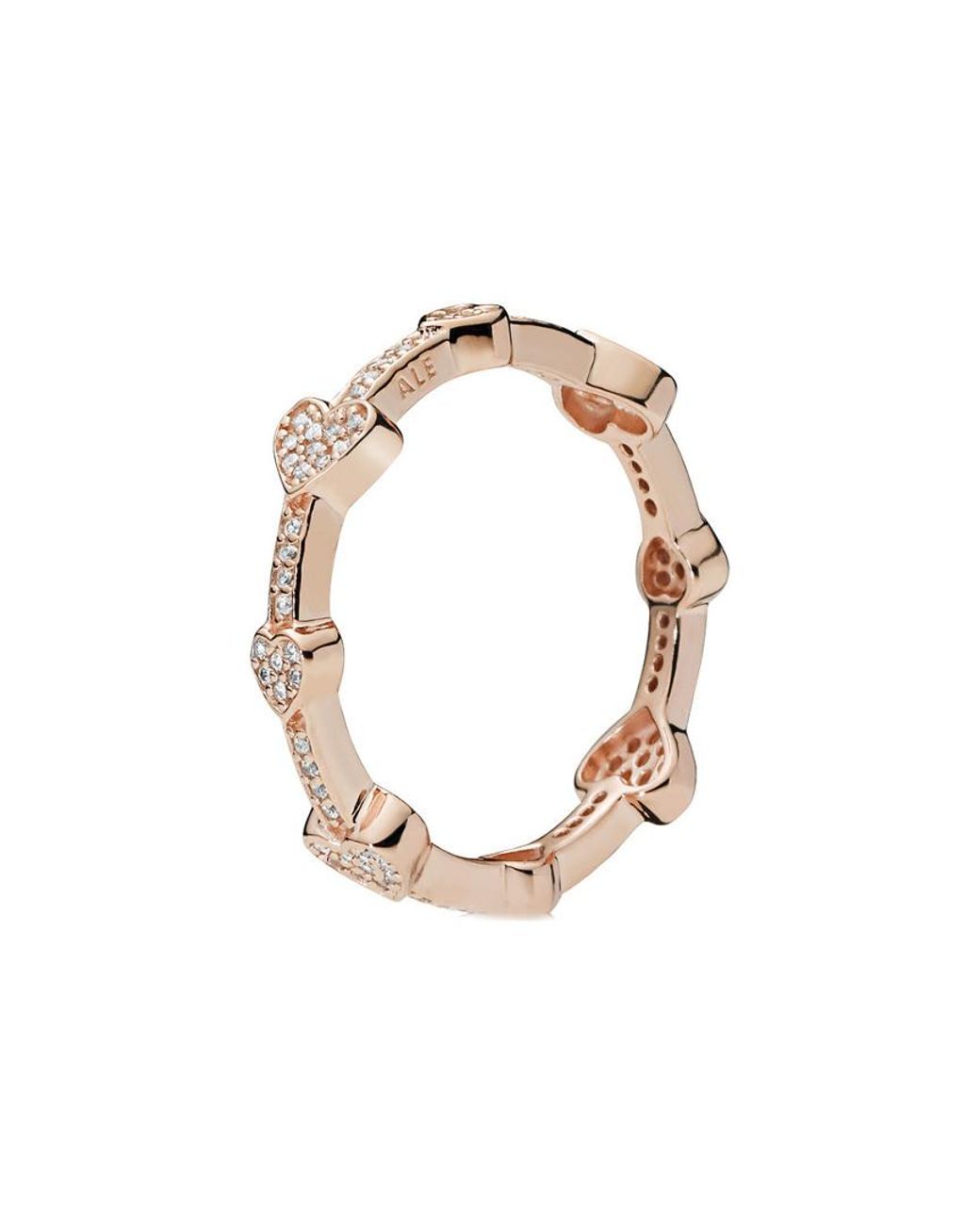attent Productiecentrum levend PANDORA Rose Pave Hearts Band Ring in Metallic | Lyst