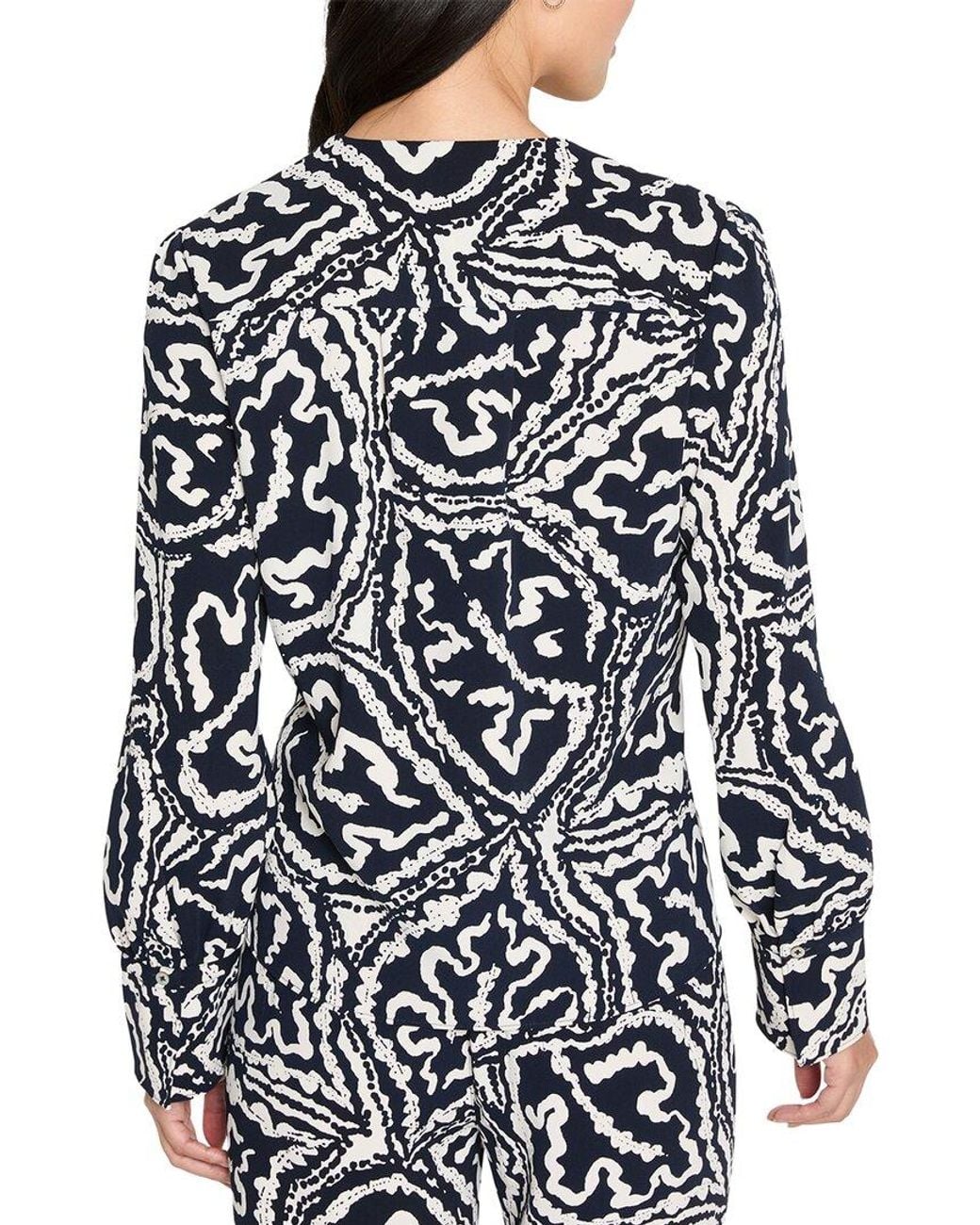 NIC+ZOE Black Petite Leaf Double Crepe Top