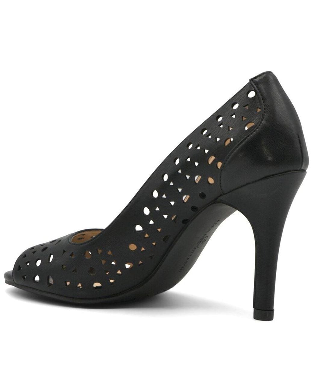 Adrienne Vittadini Black Garavan Pump