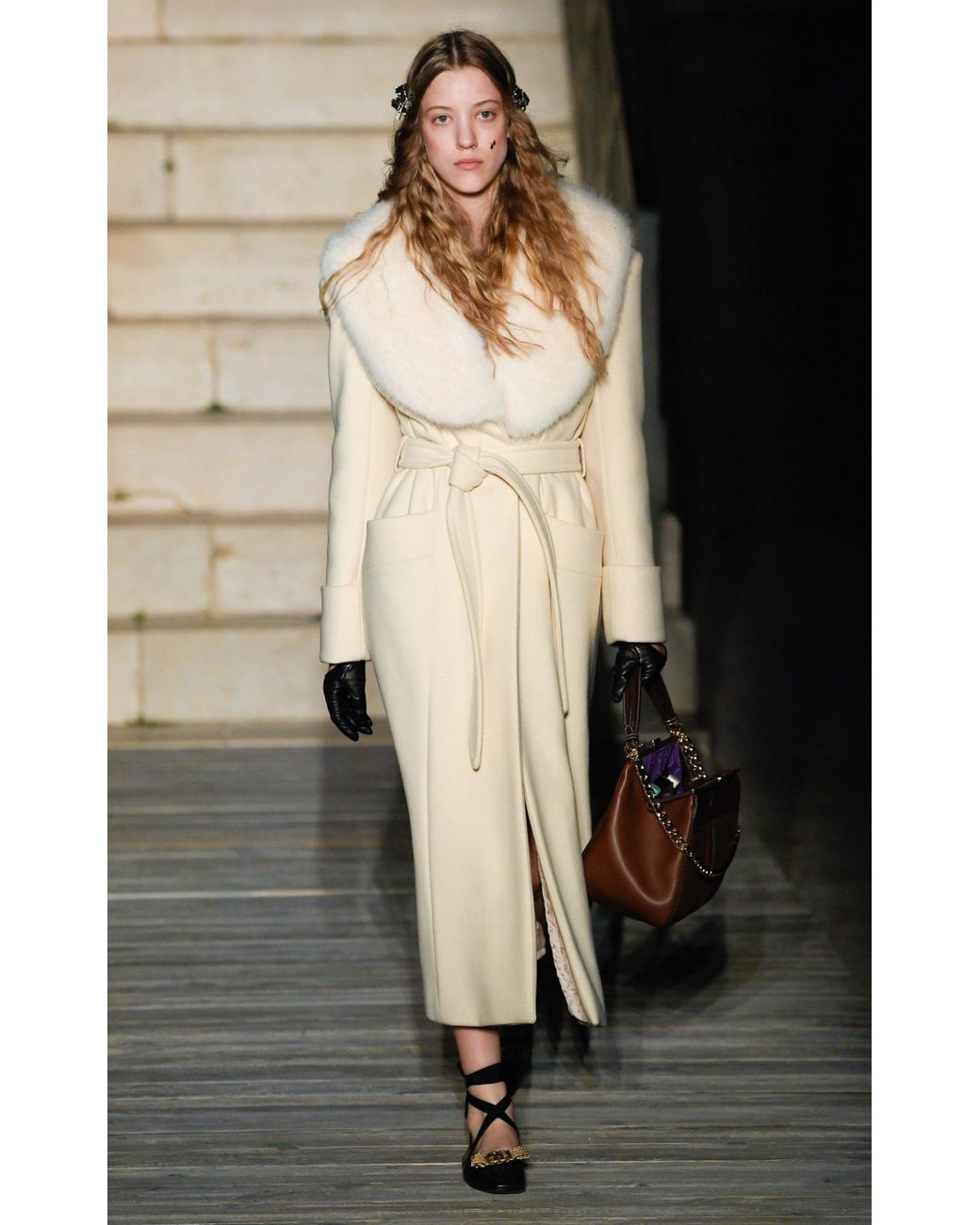 コート Gucci Gucci Ivoryy Wool Blend Coat Gucci Cosmogonie Belted Faux Fur-trimmed Wool-blend Coat in