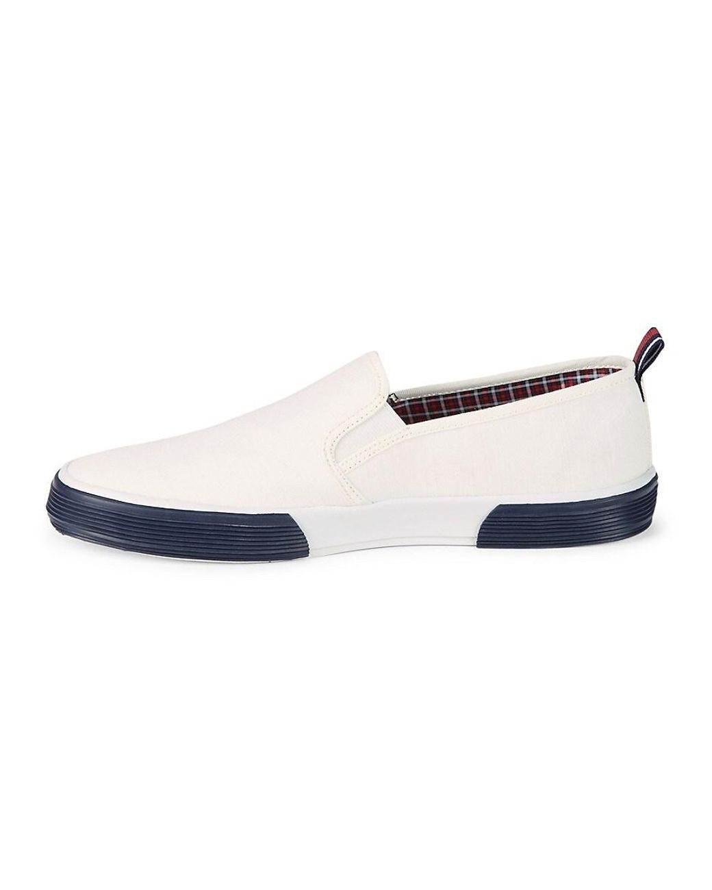 A vibram sole combined with classic cloth sneakers. – GO OUT