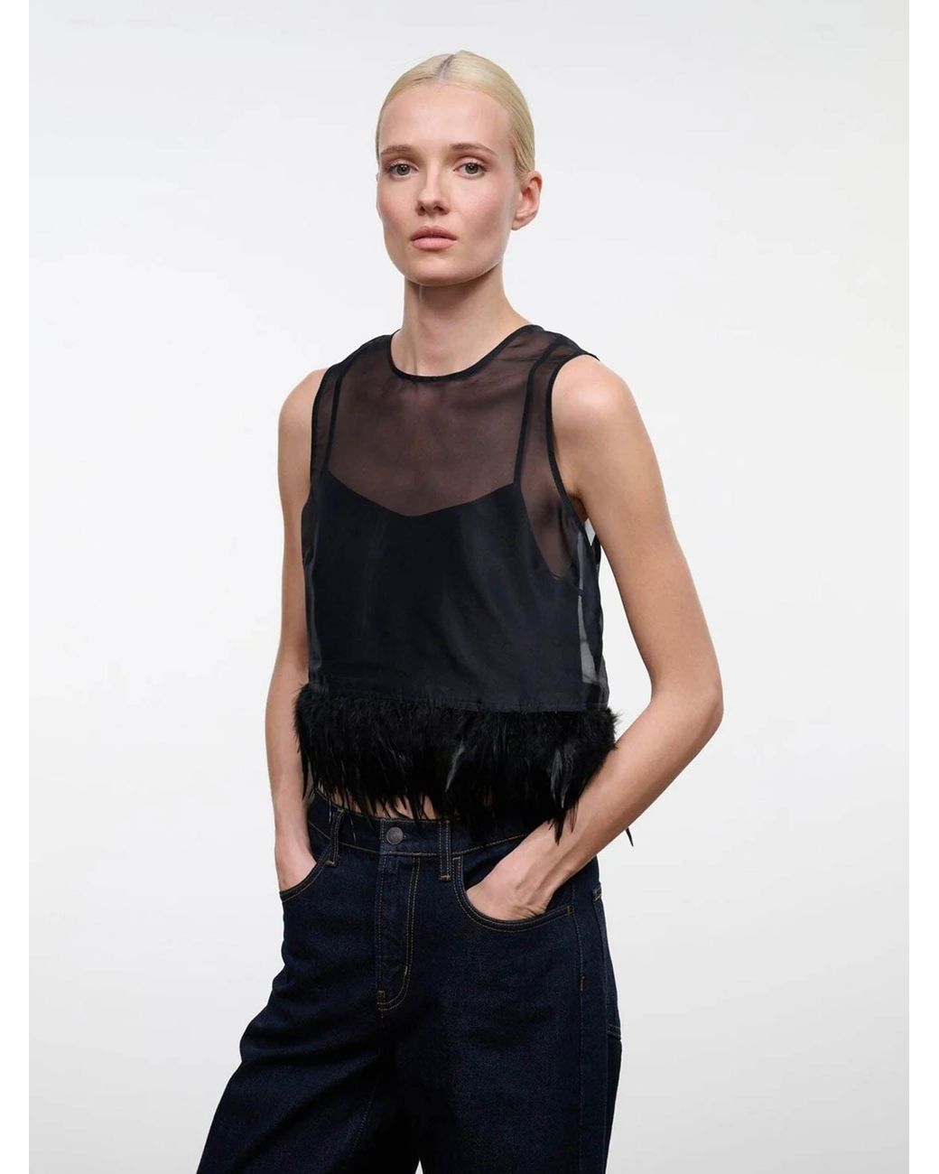 Top Avi Staud de color Black
