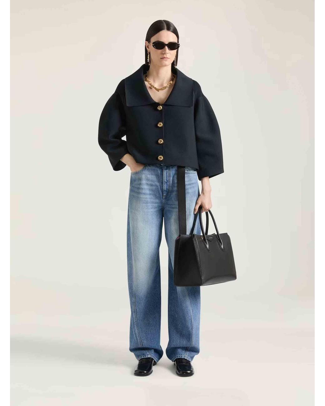 Bolso Antigona Catchall Givenchy de color Black