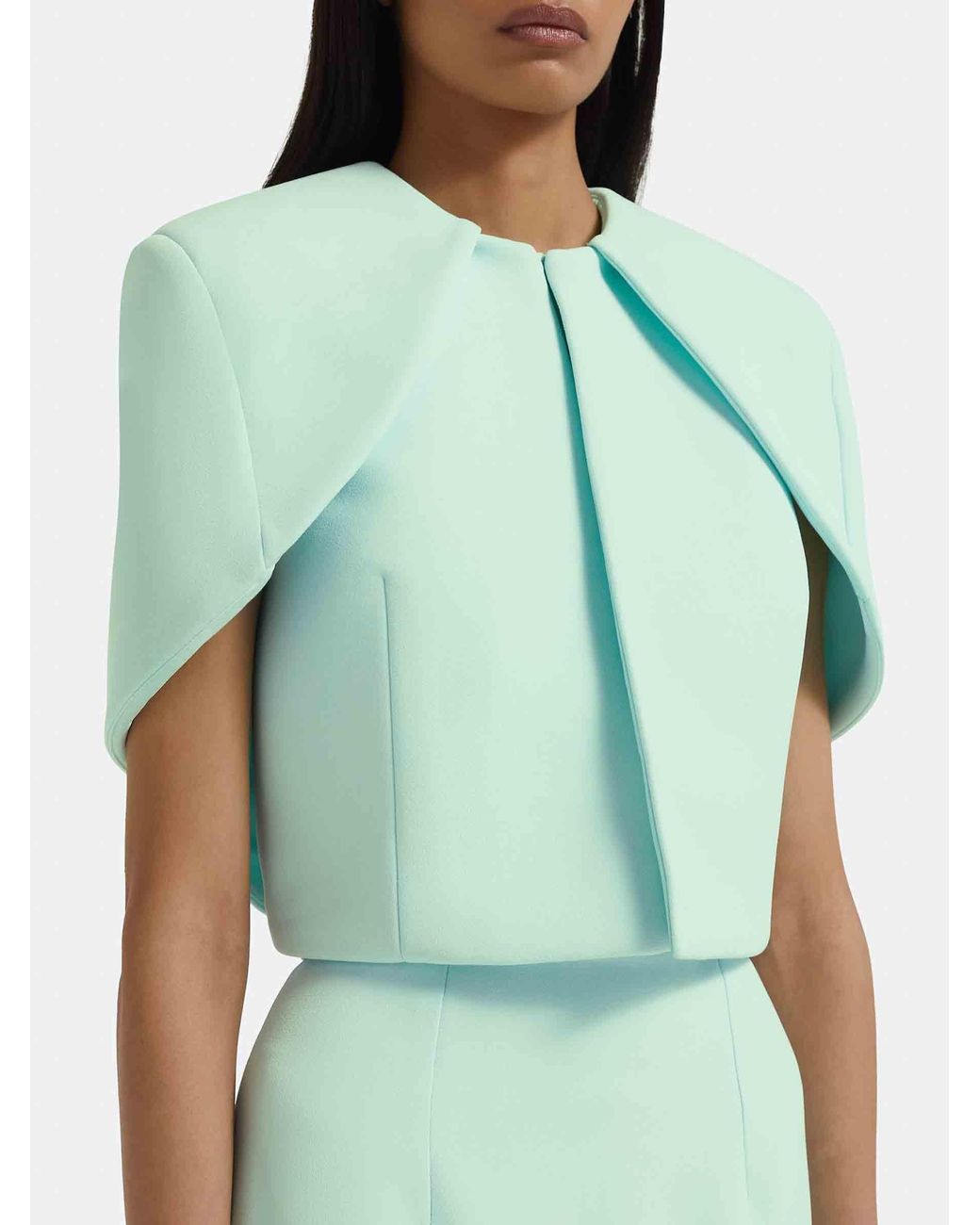 Micah Cape Safiyaa en coloris Blue