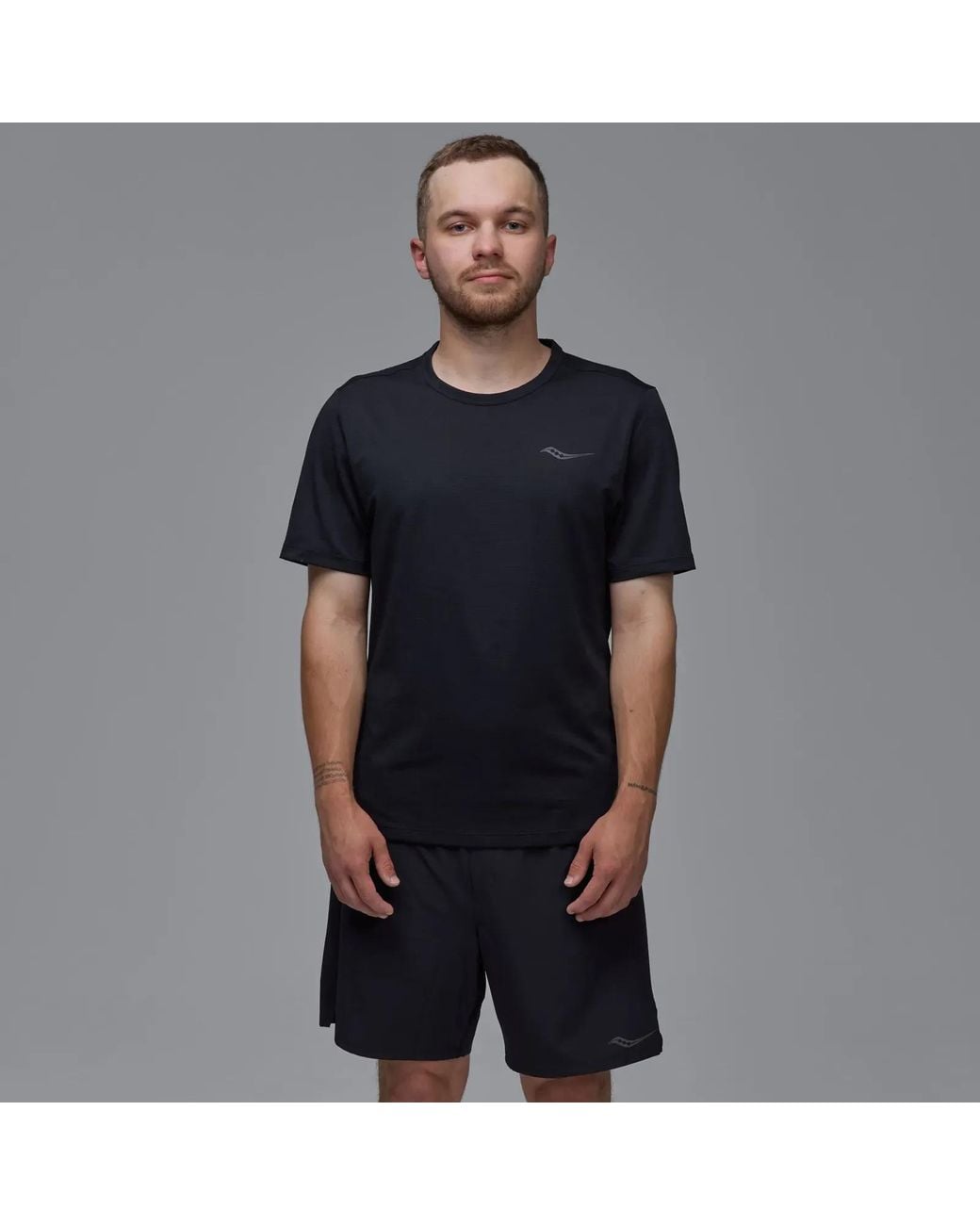 Saucony Black Endorphin Short Sleeve for men