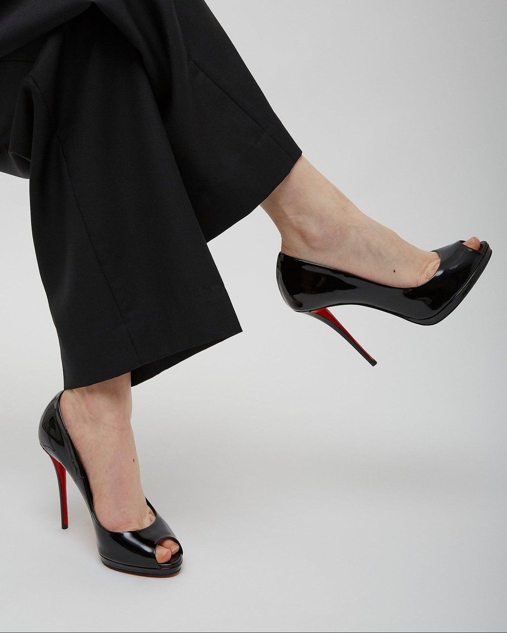 Christian Louboutin White Lady Z 120 Black Patent Pumps
