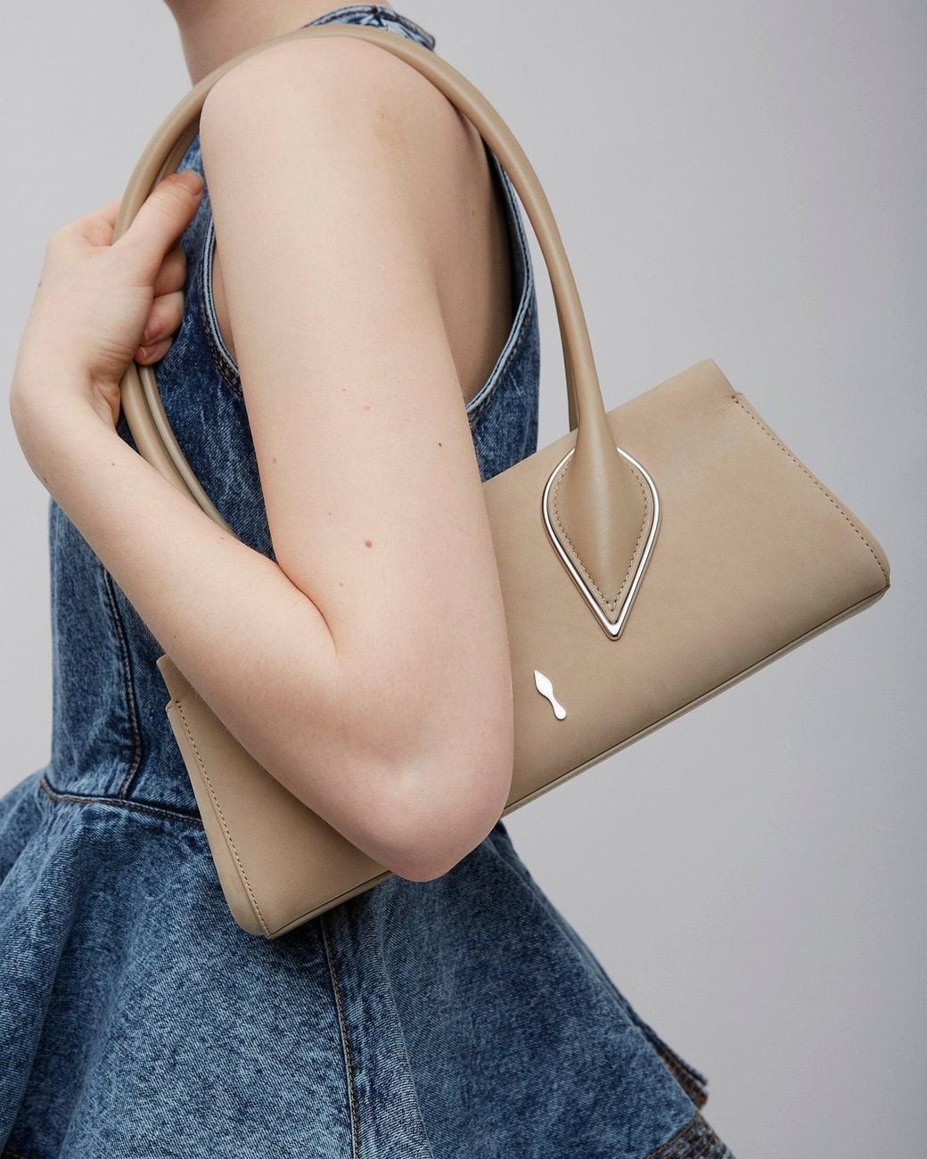 Christian Louboutin White Venus Baguette Beige Clutch