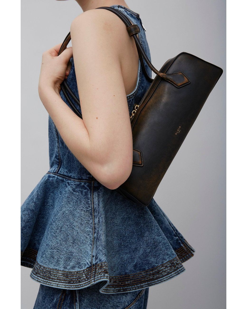 Alaïa White Le Teckel Medium Ebony Black Bag