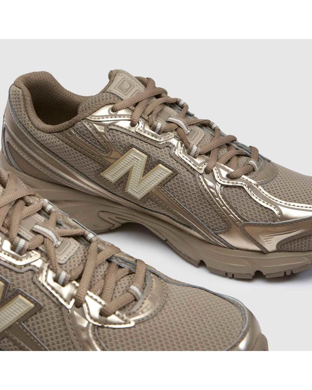 New Balance Brown 740 Trainers