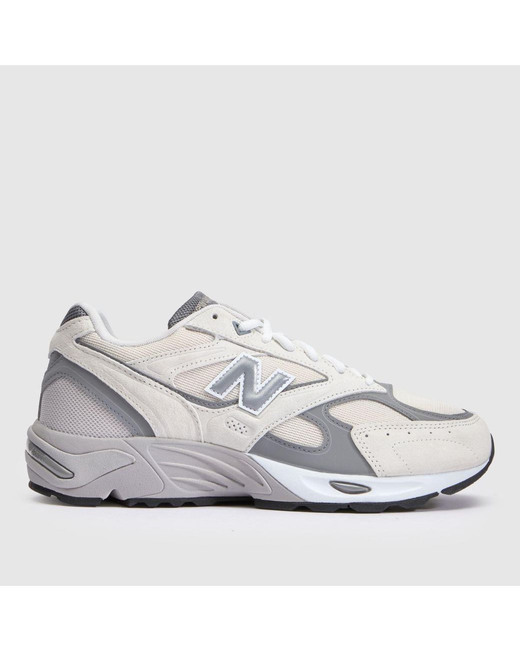 New Balance White 880 Trainers for men