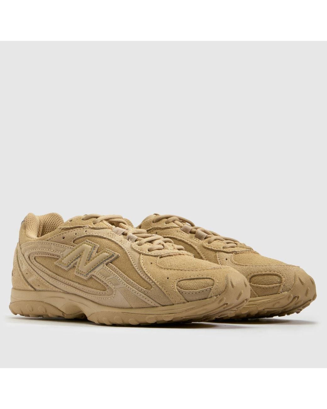 New Balance Brown 204L Trainers