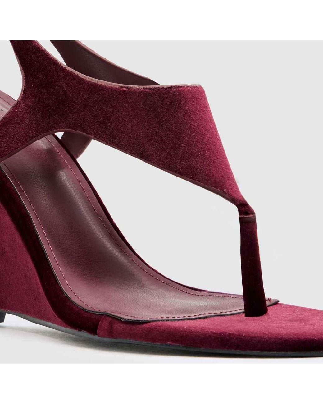 SIMMI Red Bouquet Wedge High Heels