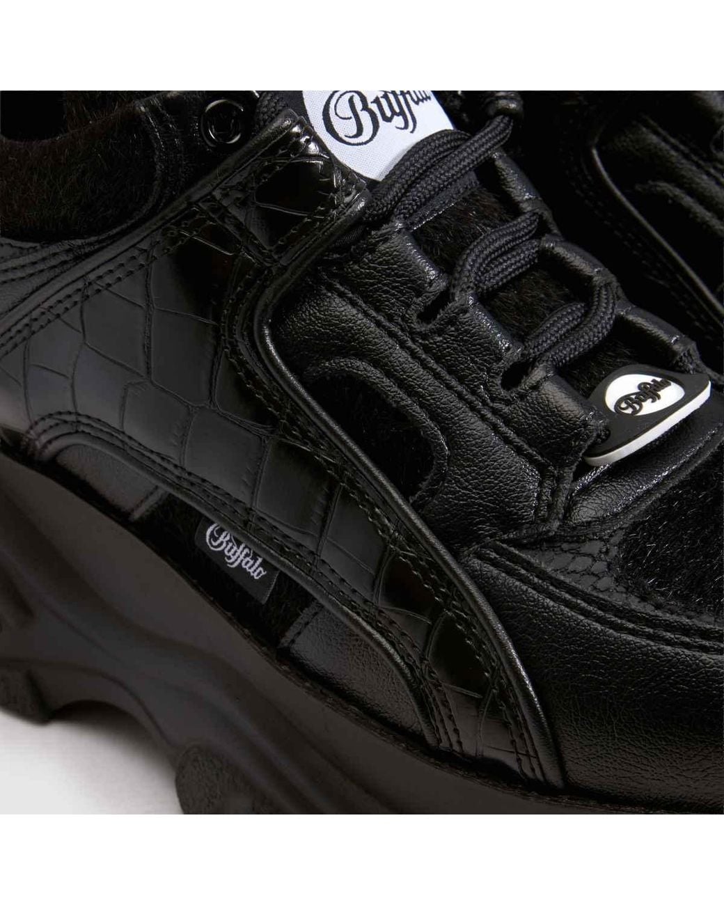 Buffalo Black London Classic Low Flats
