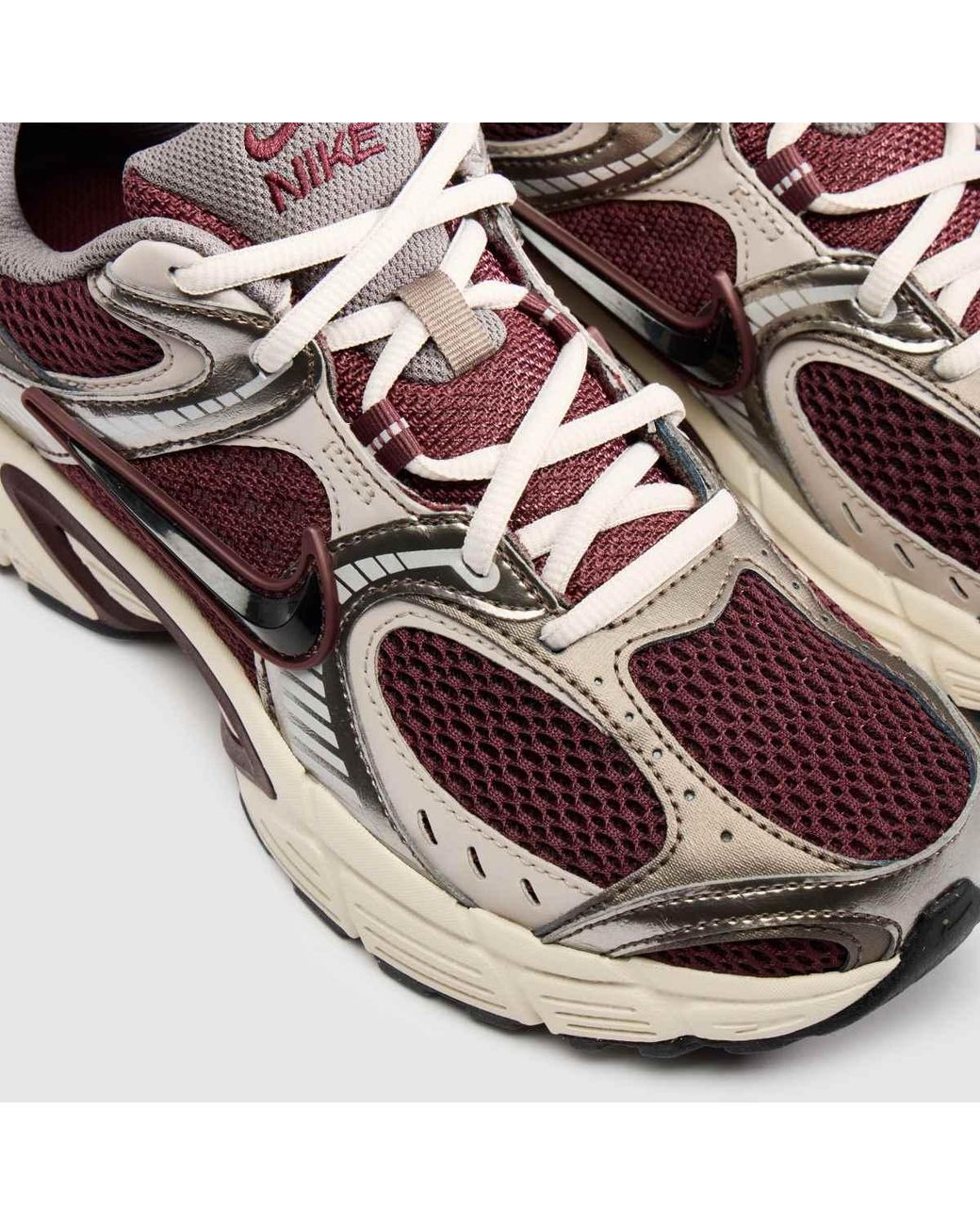 Nike Brown V5 Rnr Trainers