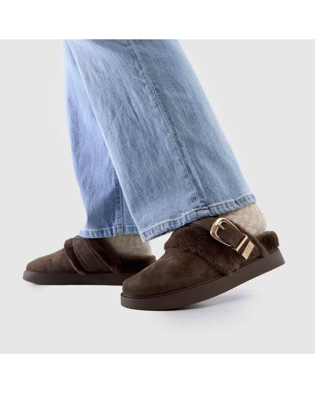 Steve Madden Brown Cozy Up Clog Sandals