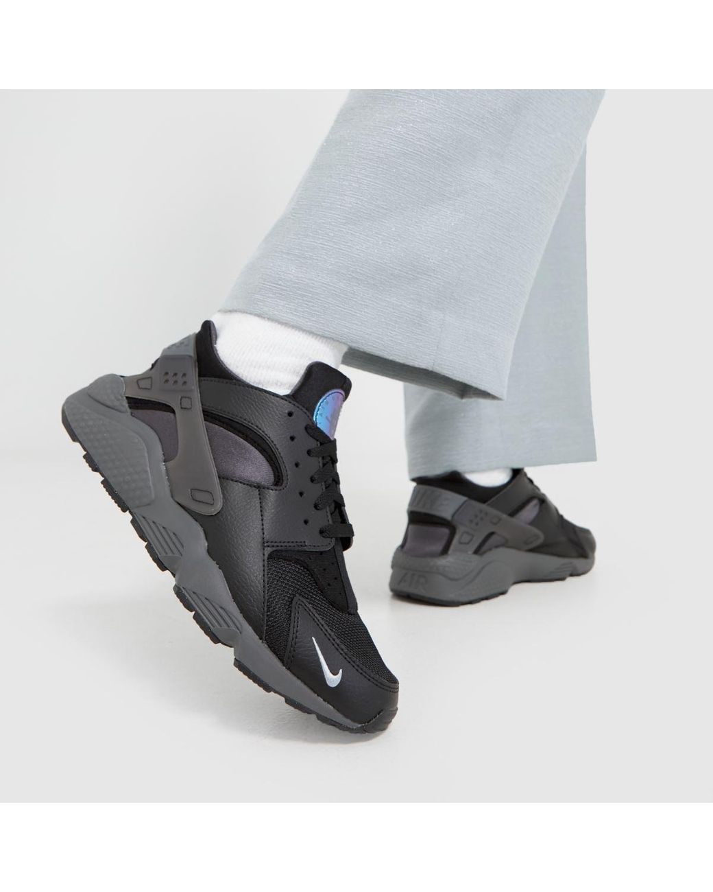 Nike Huarache Trainers In Black & Silver for Men | Lyst UK