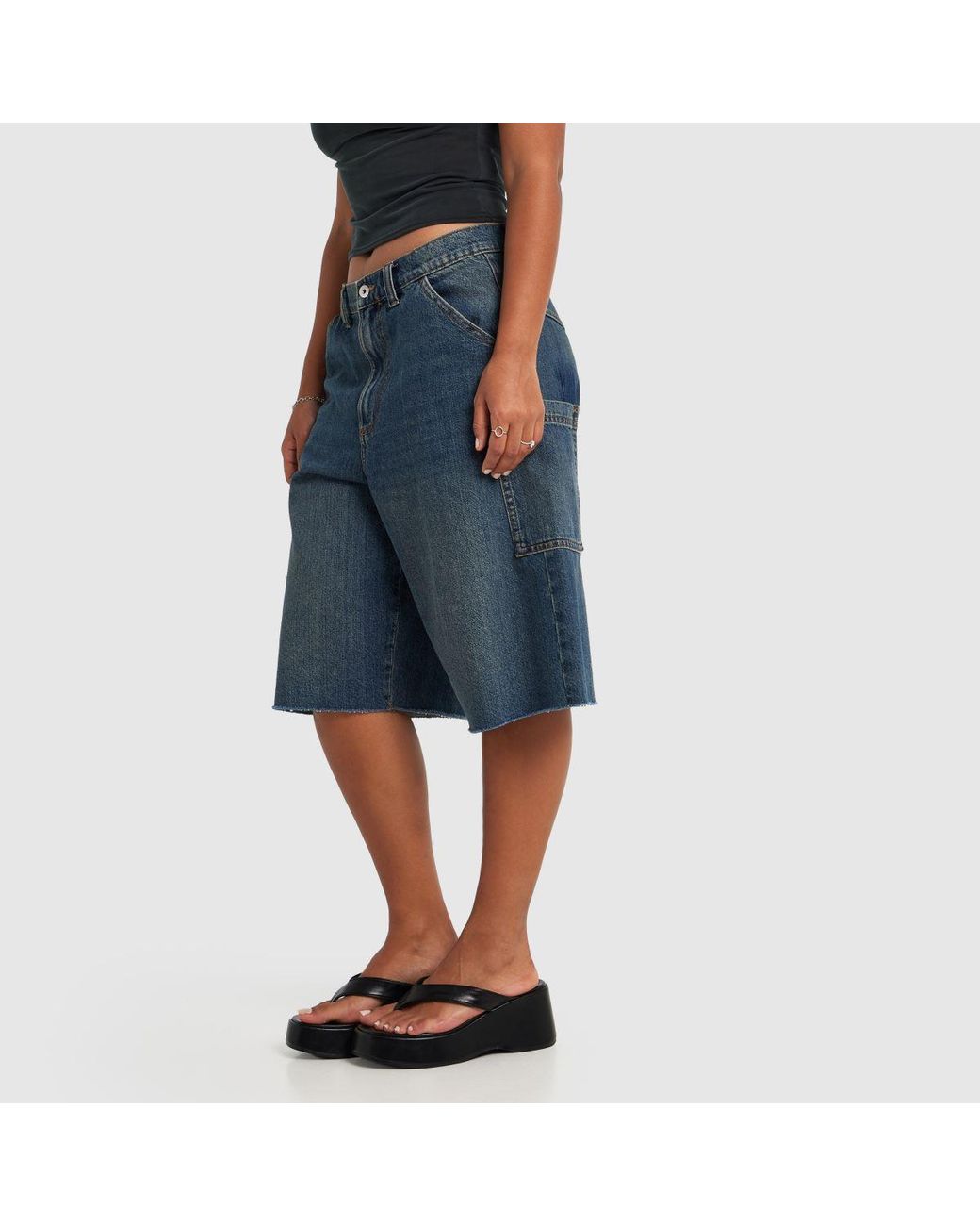Schuh Black Tonio Chunky Toe Post Sandals