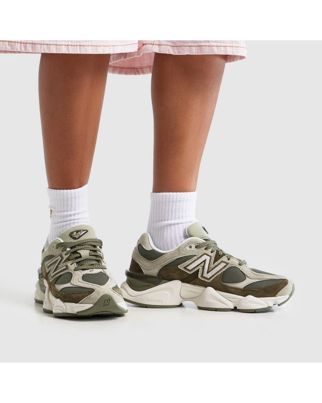 New Balance Green 9060 Trainers
