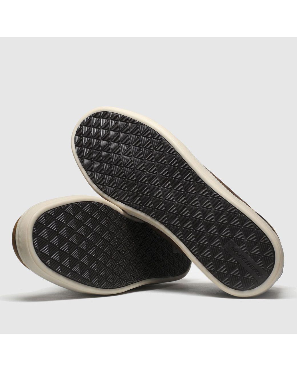 Skechers Lanson Chukka Trainers in 