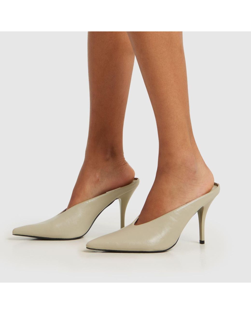 Schuh White Sonja Court Mule High Heels