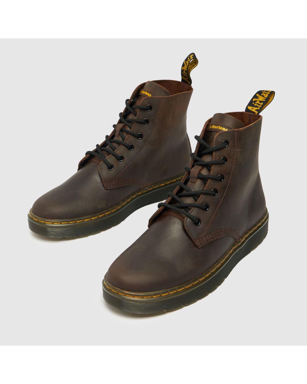 dr martens chukka boots mens