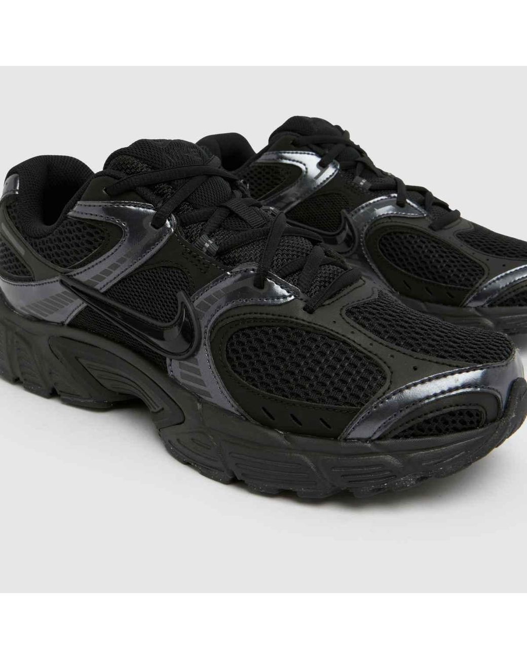 Nike Black V5 Rnr Trainers for men