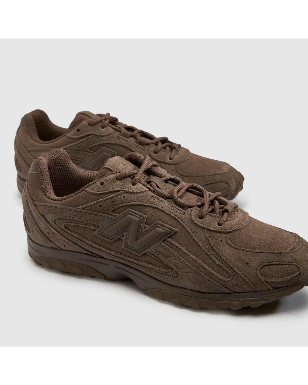 New Balance Brown 204L Trainers